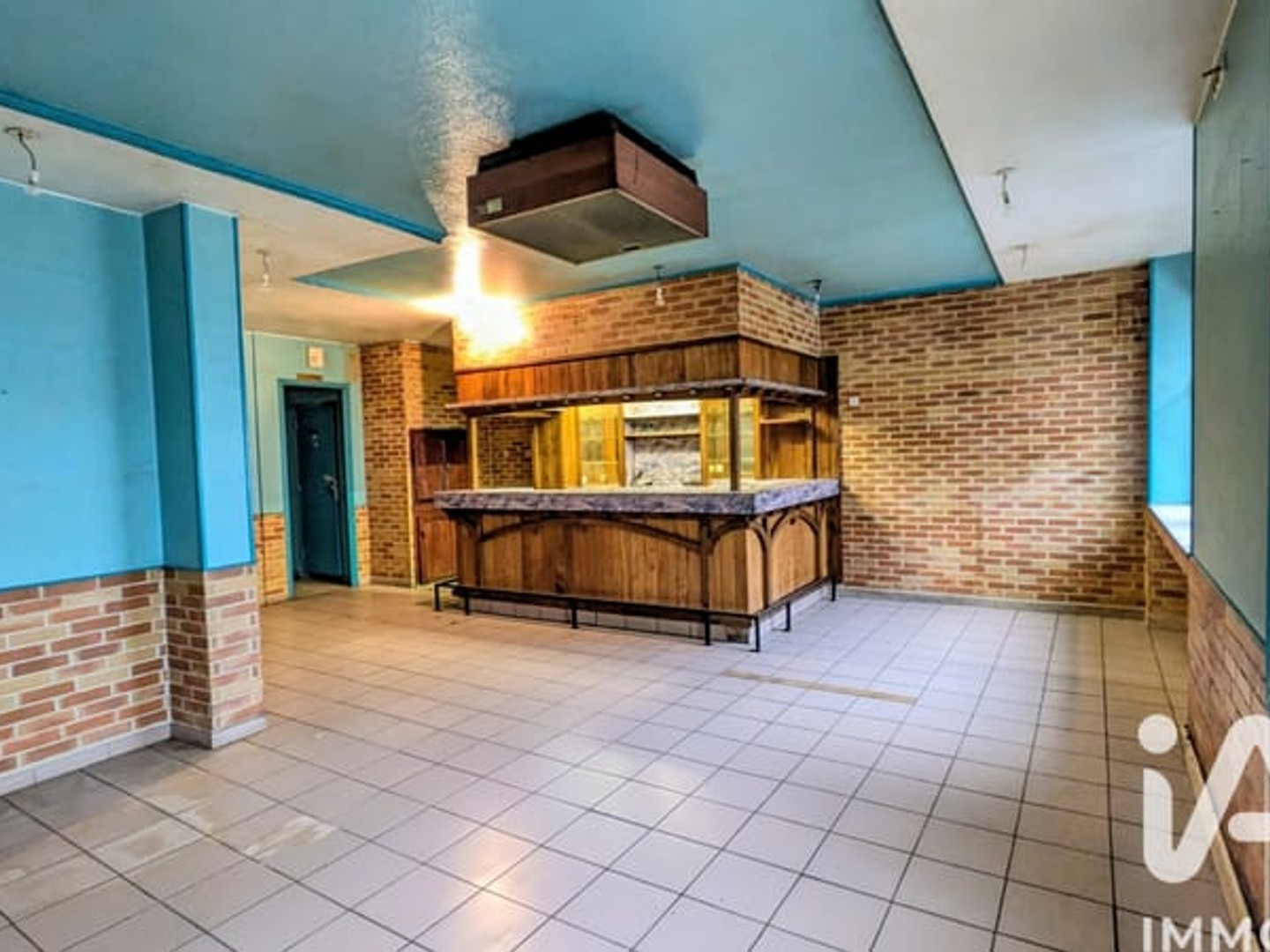 Maison avec appartements 239 m²