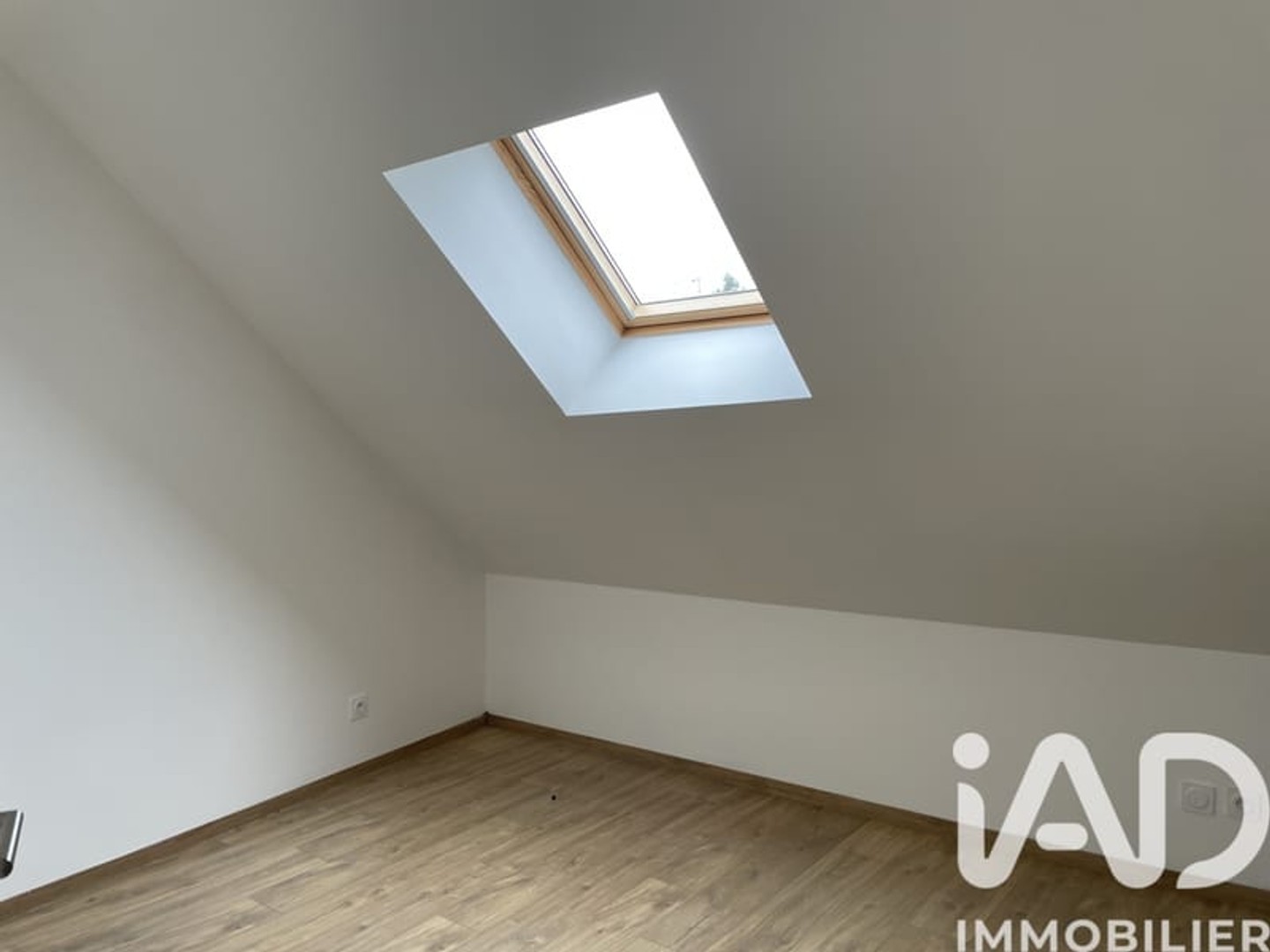Maison à vendre - 3 pièces - 181m2 - Truyes (37320)