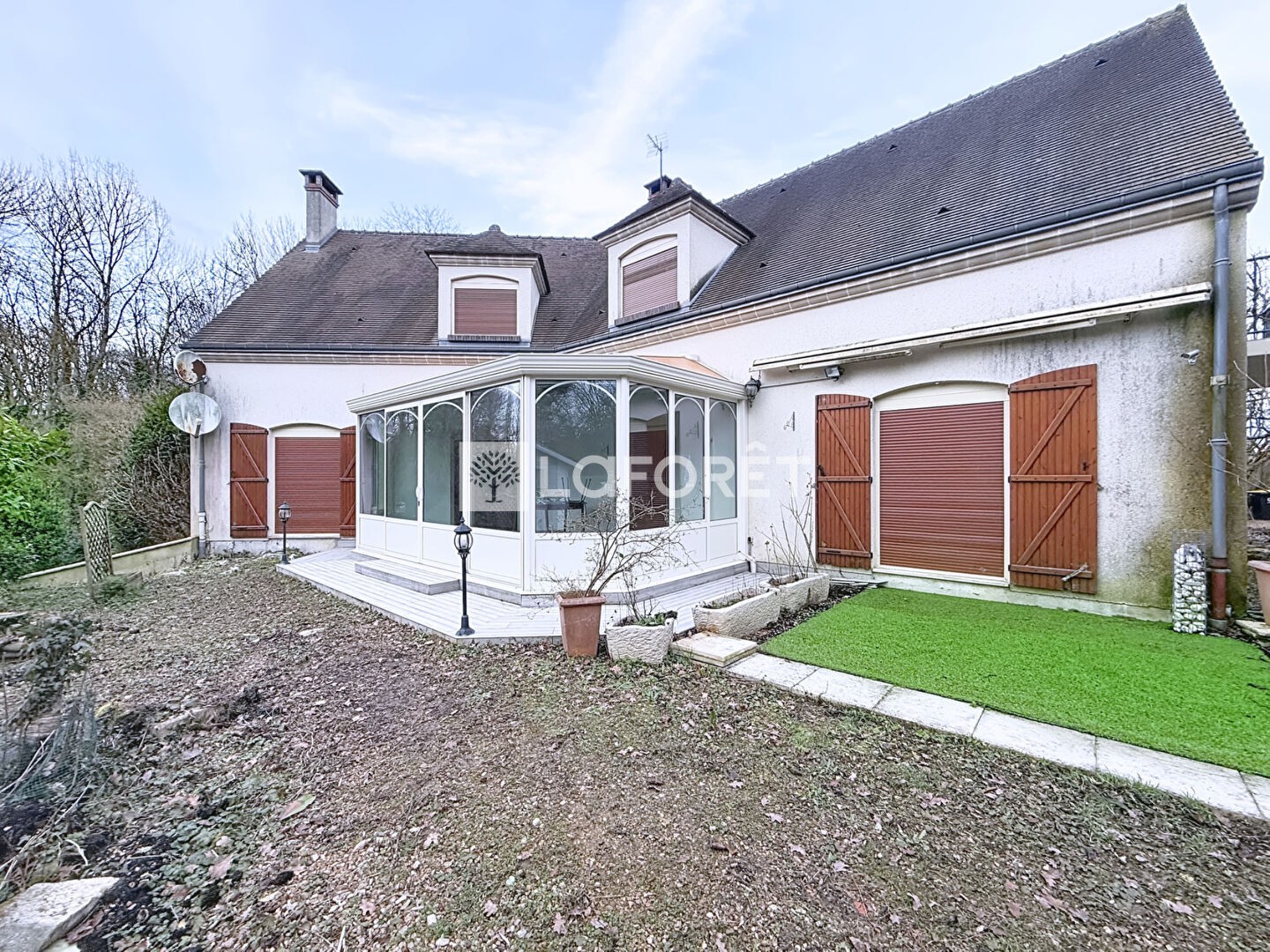 Maison 7 pièces 236 m²