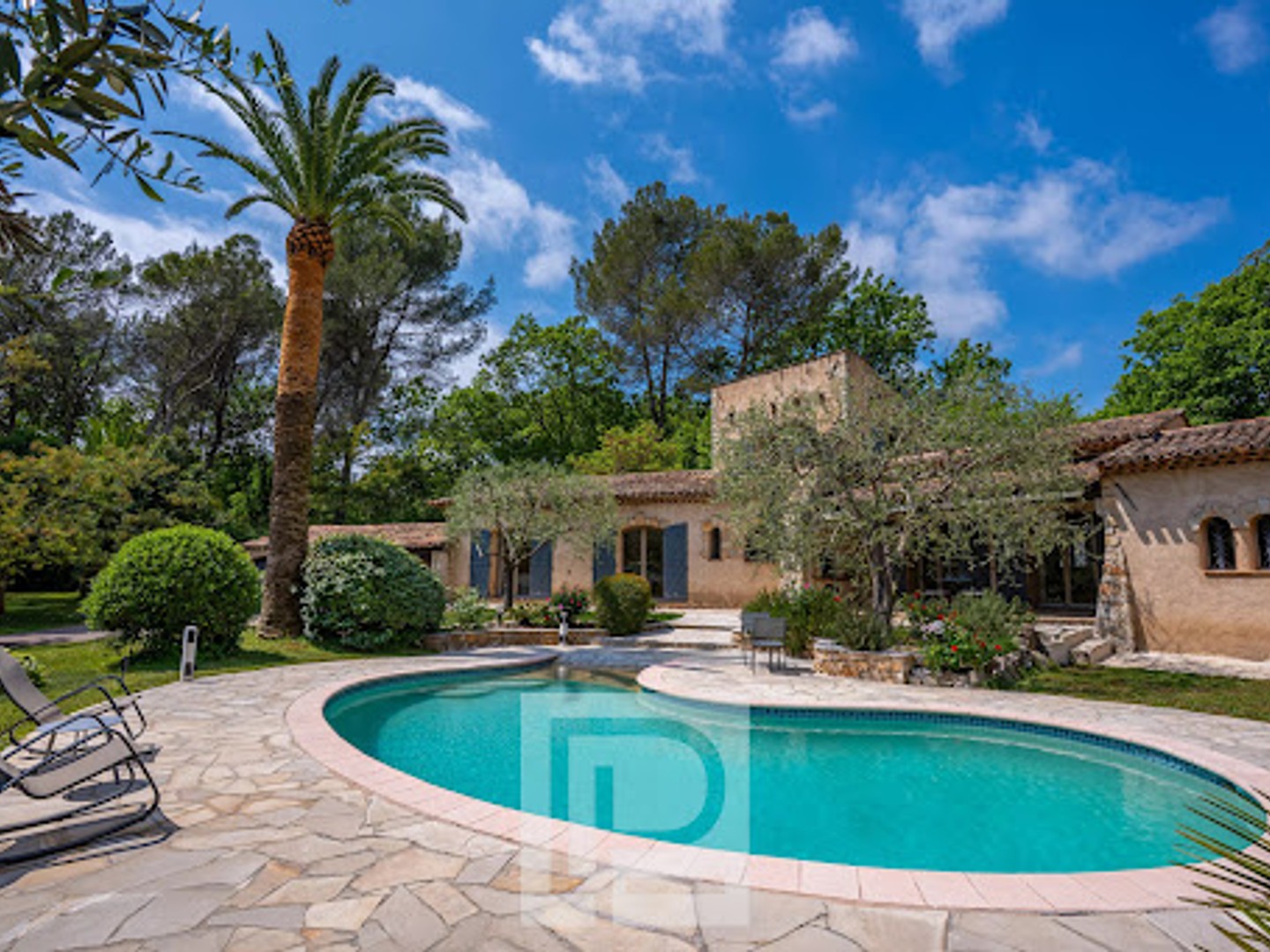 Villa 6 pièces 150 m²