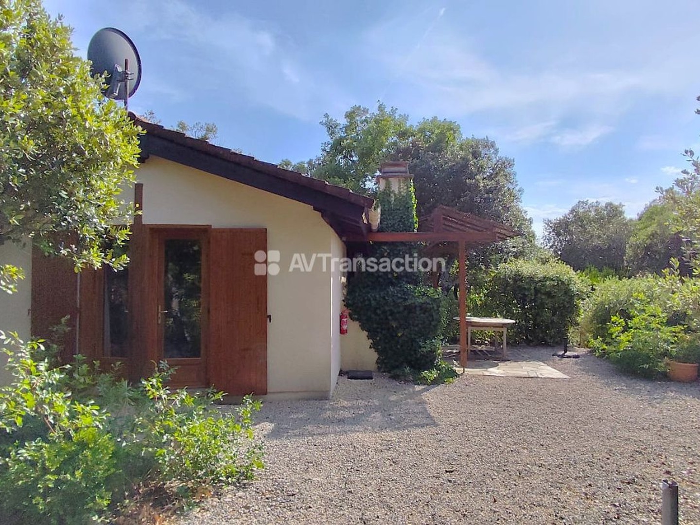 Maison, 2 chambres, jardin, piscine, tennis, vakantiewoning