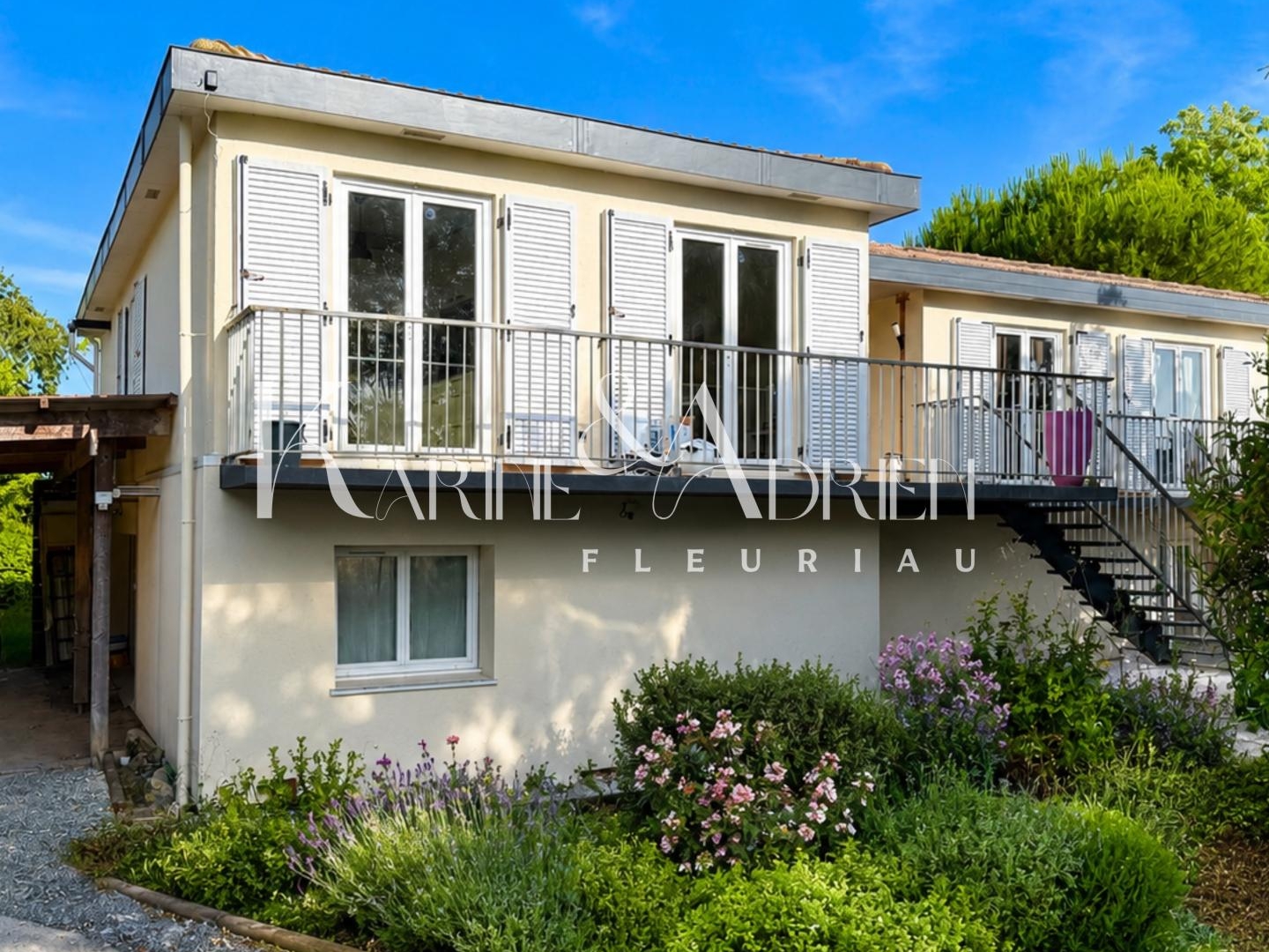 Maison à vendre - 9 pièces - 211m2 - Fontenay-Le-Comte (85200)