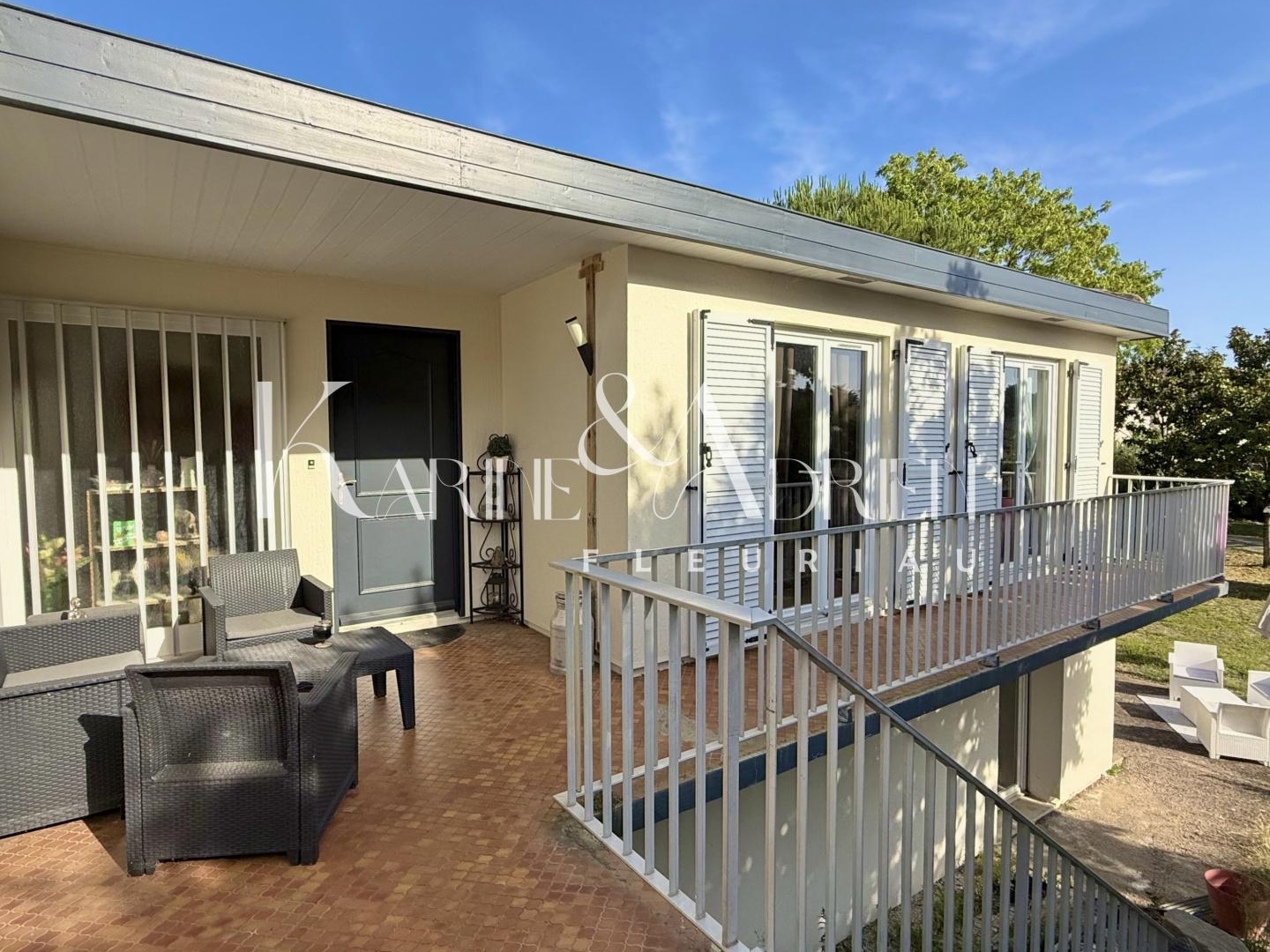 Maison à vendre - 9 pièces - 211m2 - Fontenay-Le-Comte (85200)