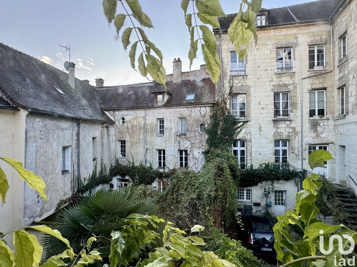 Maison 9 pièces 350 m²