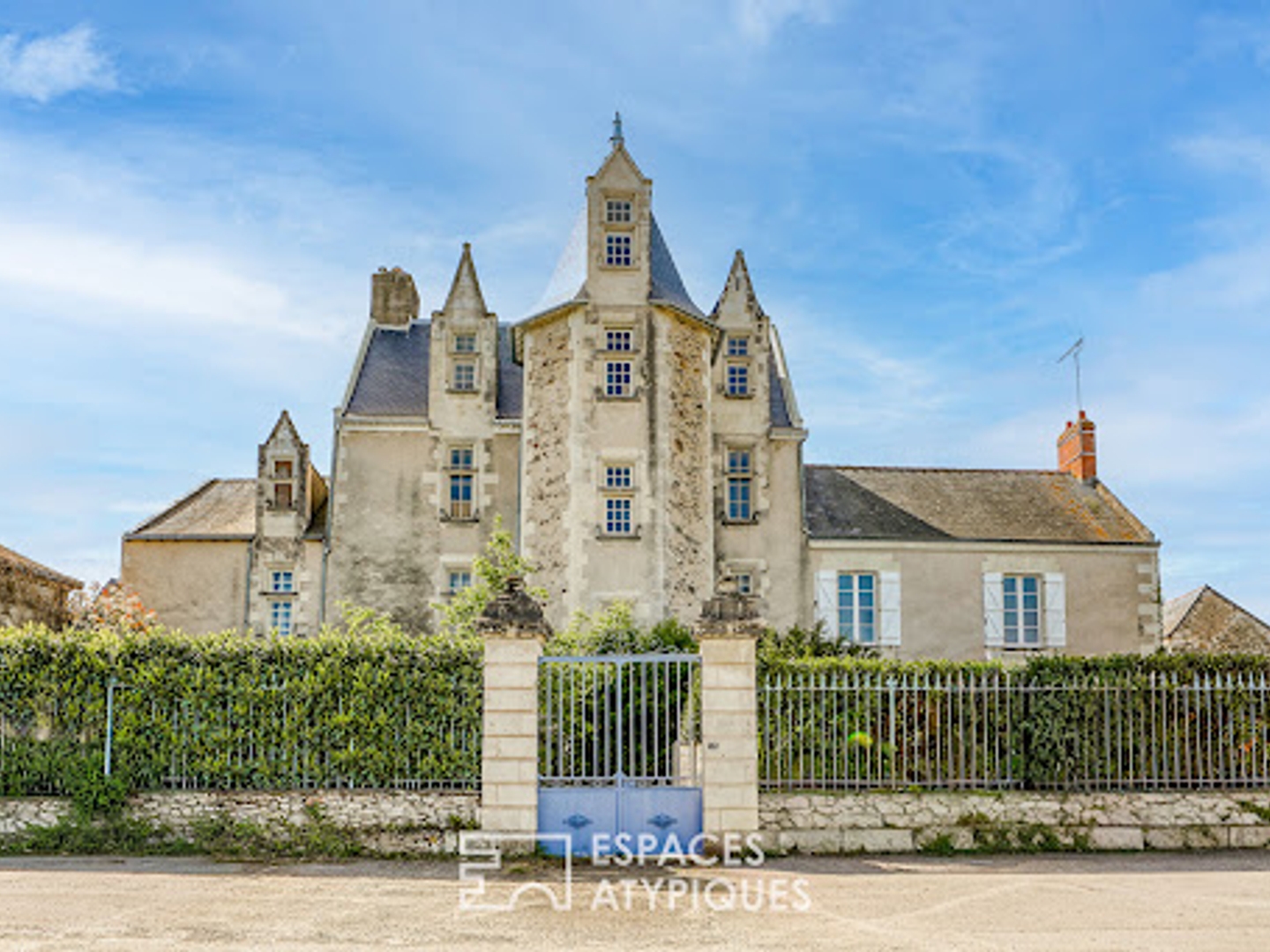 Immeuble 18 pièces 400 m²