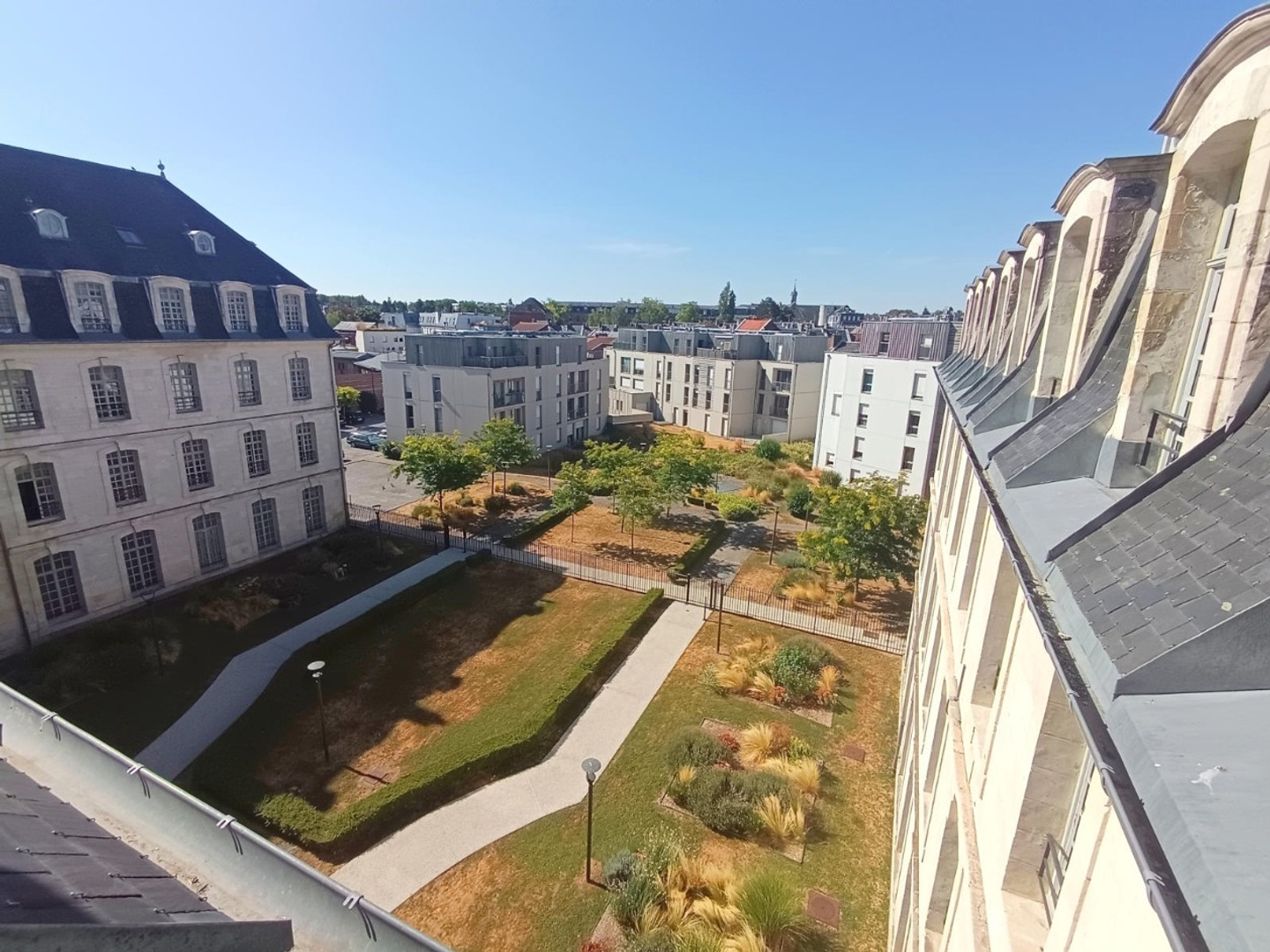 Appartement duplex 1 chambre parking