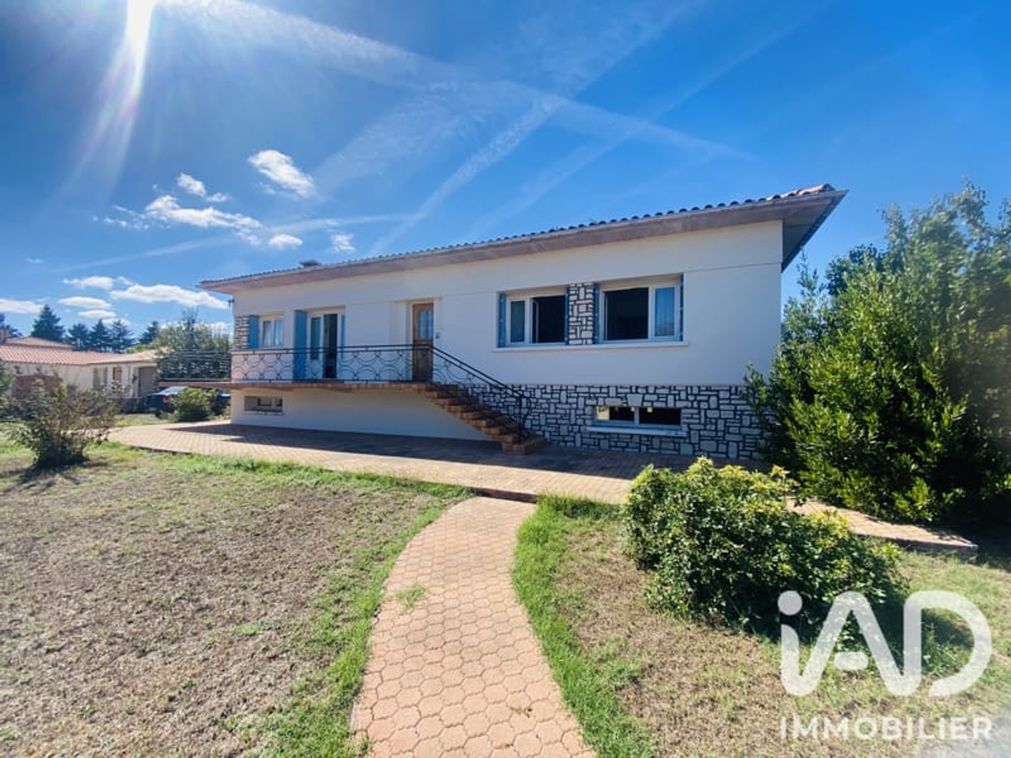 Maison à vendre - 5 pièces - 119m2 - Saint-Porchaire (17250)