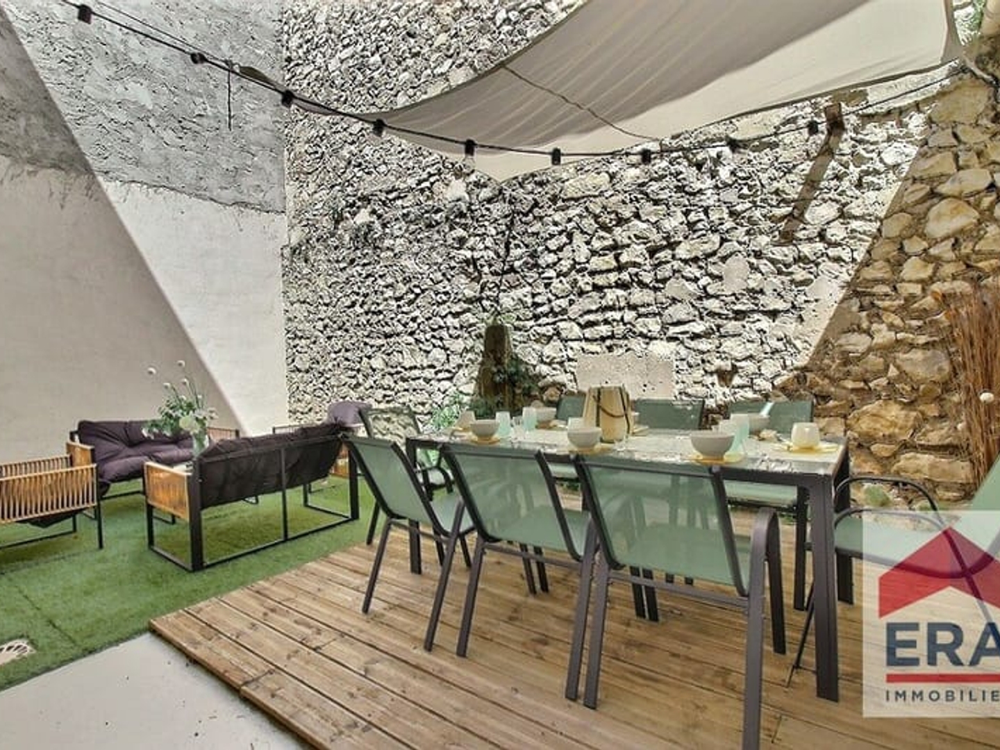 Maison à vendre - Châteaurenard - 109 m² - 4 chambres - Cour