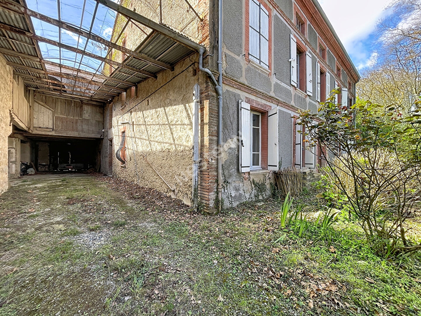 Immeuble à vendre - 15 pièces - 340m2 - Gardouch (31290)