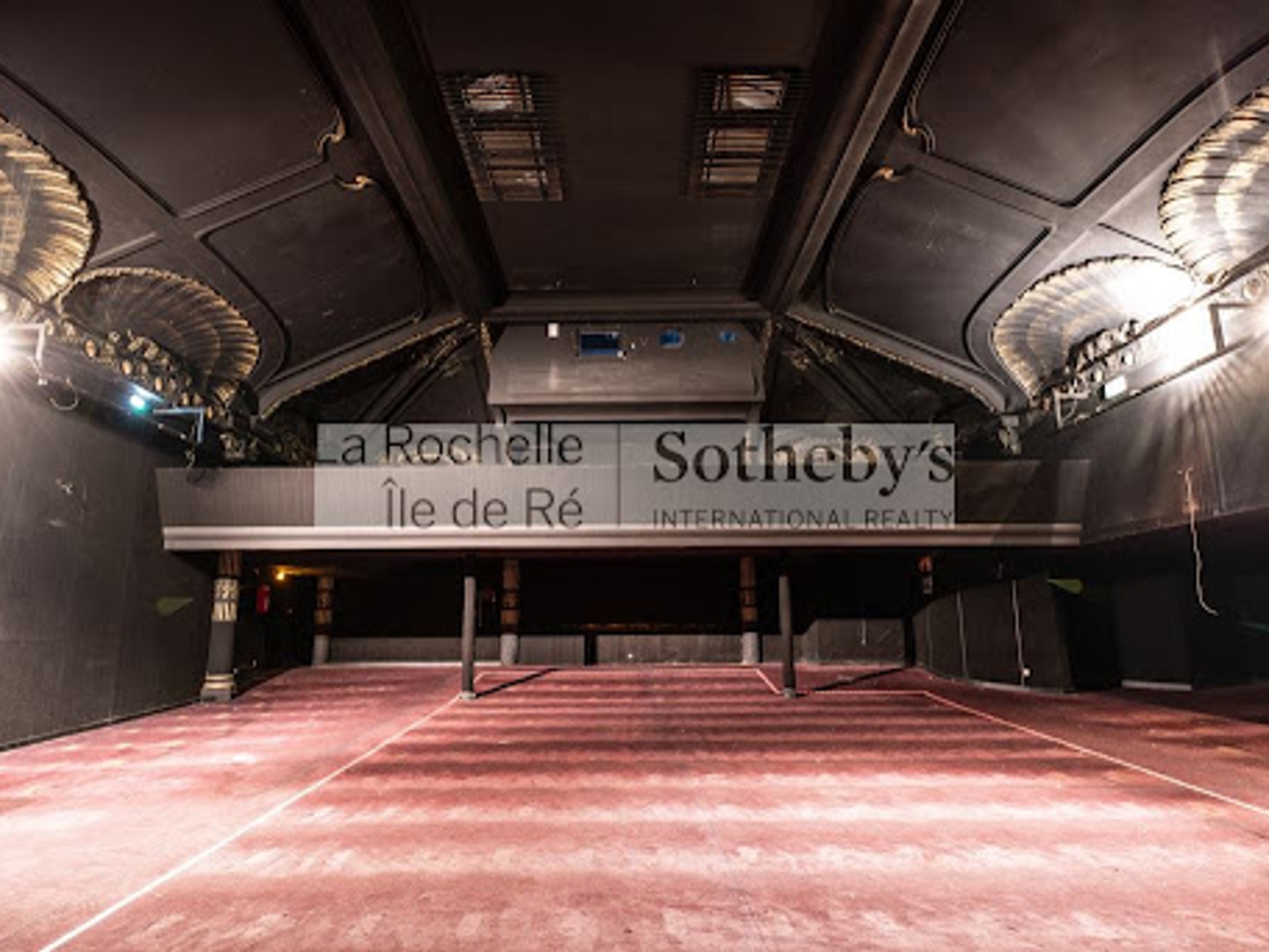Propriété 620 m²