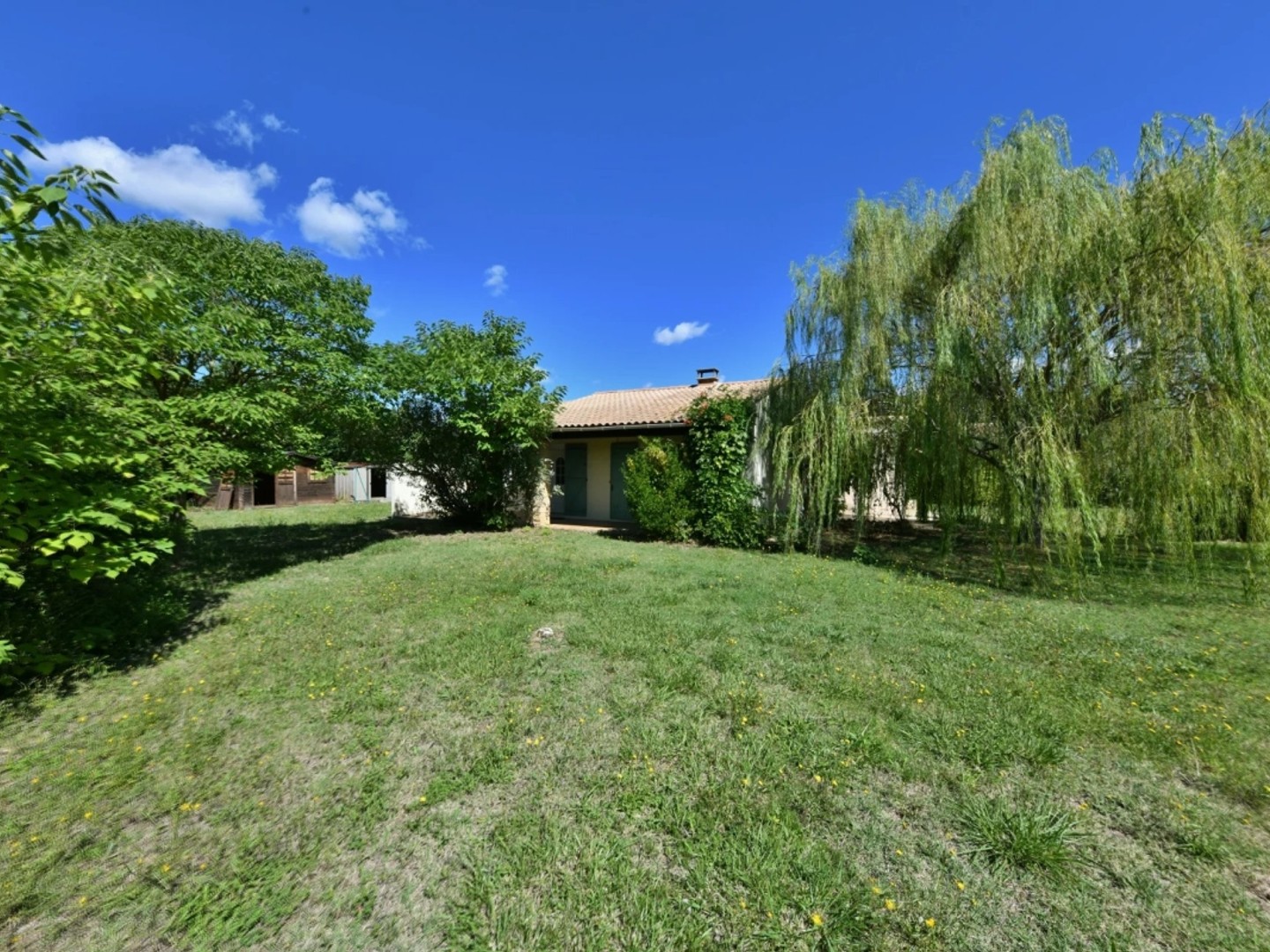 à 15 minutes d'Uzès villa de plain-pied avec terrain constructible