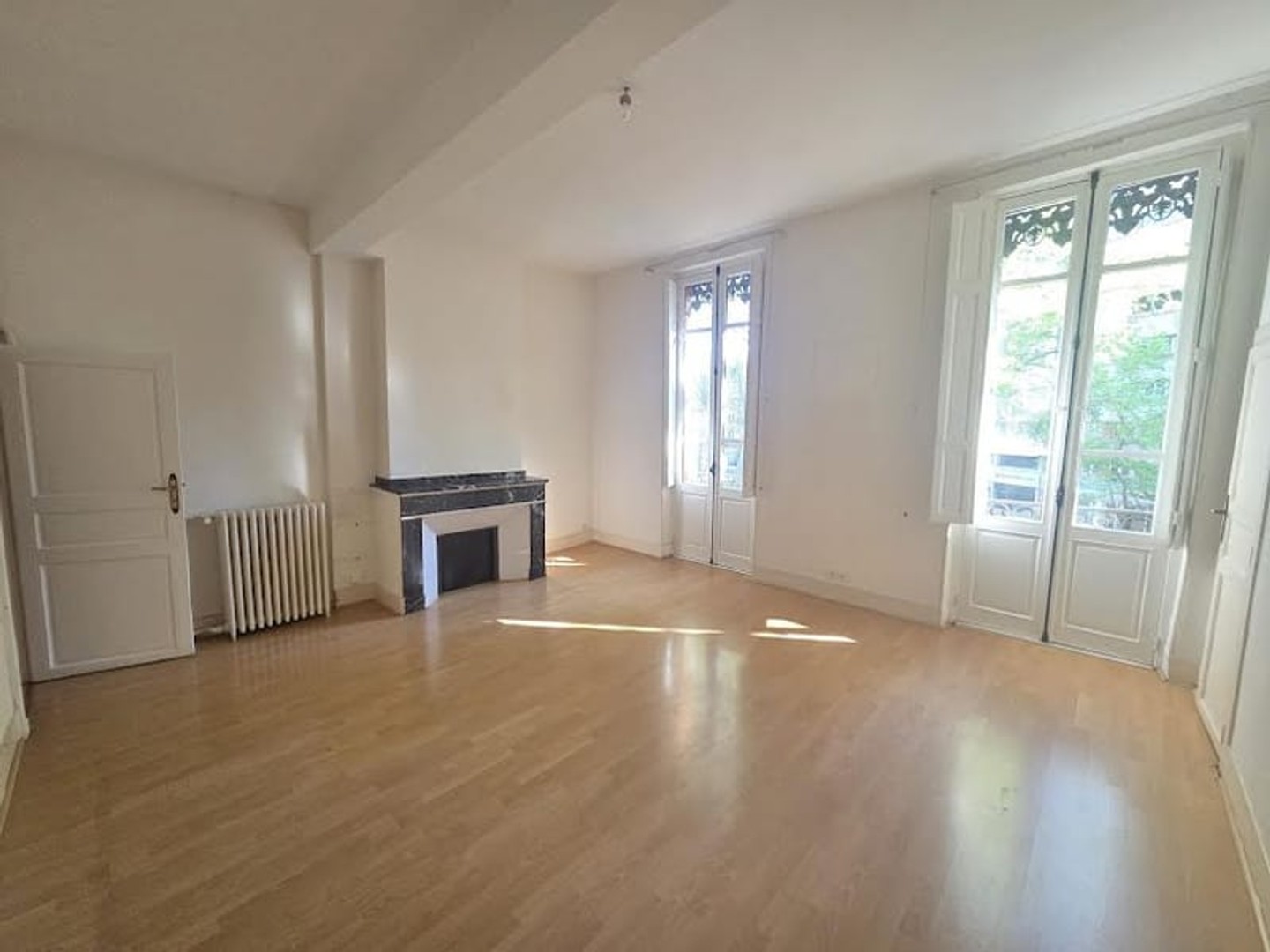 Bureaux 5 pièces 131 m²