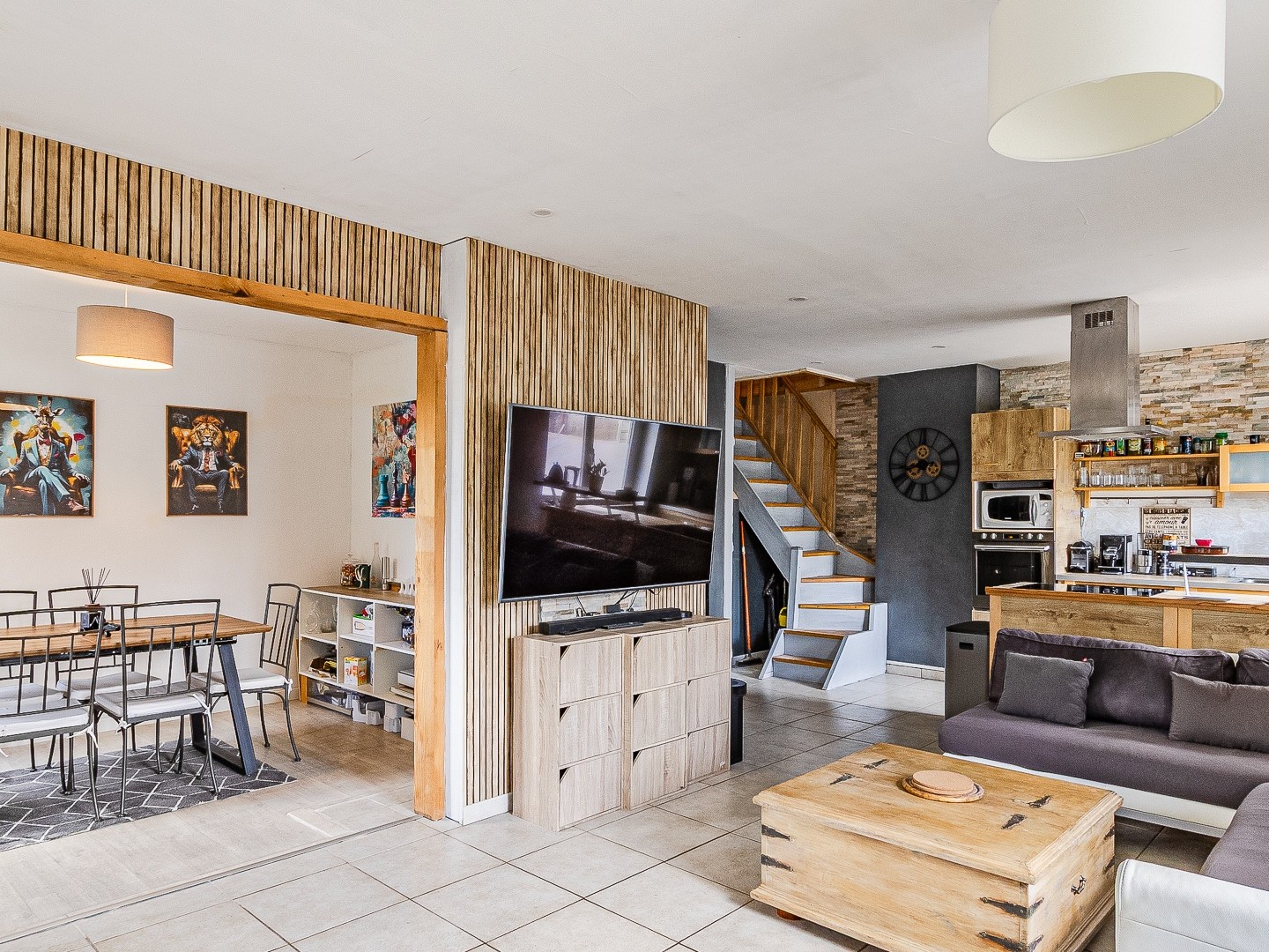 Bureau 6 pièces 85 m²