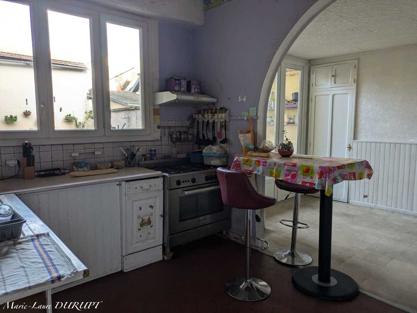 Maison à vendre - 8 pièces - 160m2 - Villeneuve-Sur-Yonne (89500)