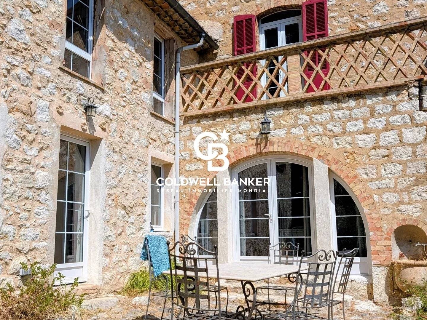 Maison à vendre - 6 pièces - 136m2 - Vence (06140)