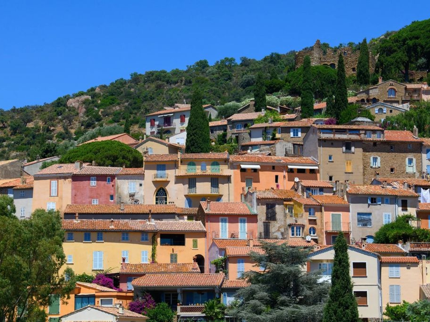 Appartement à vendre - 12 pièces - 450m2 - Bormes-Les-Mimosas (83230)