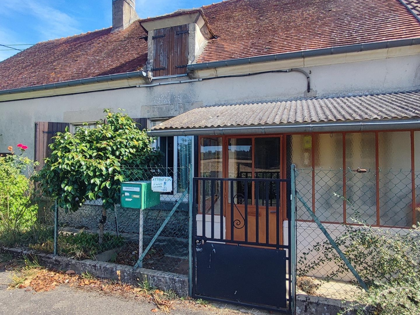 Maison à vendre - 2 pièces - 63m2 - La Celle-Sur-Nièvre (58700)