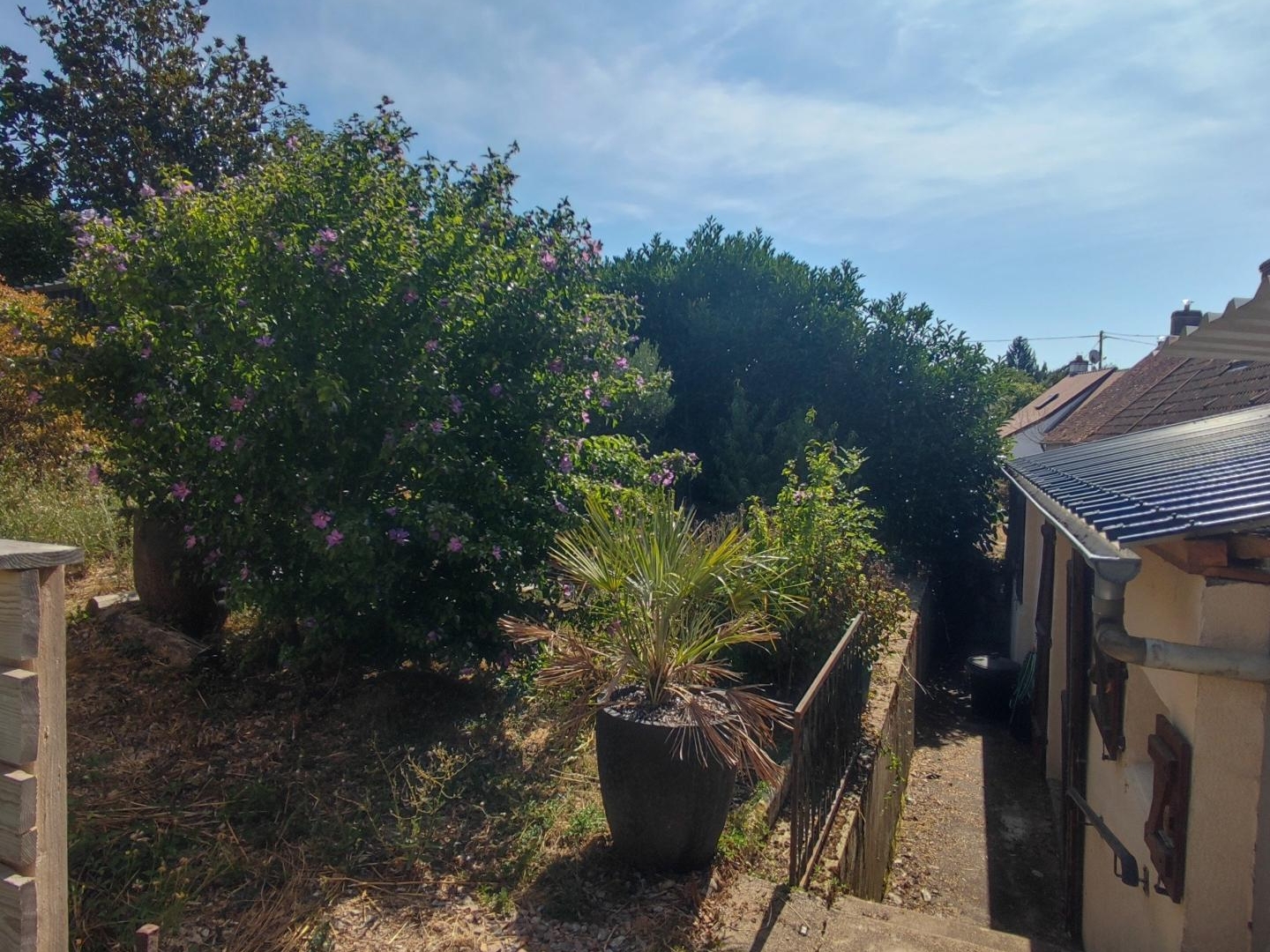 Maison à vendre - 2 pièces - 63m2 - La Celle-Sur-Nièvre (58700)