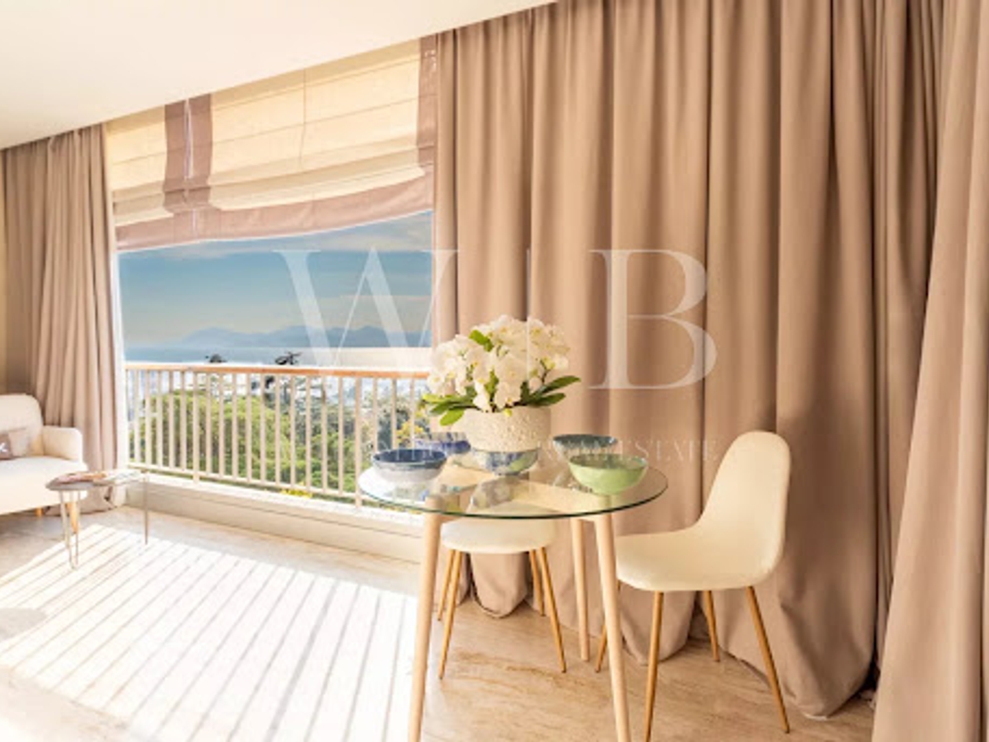 Appartement à vendre - 5 pièces - 222m2 - Cannes (06400)