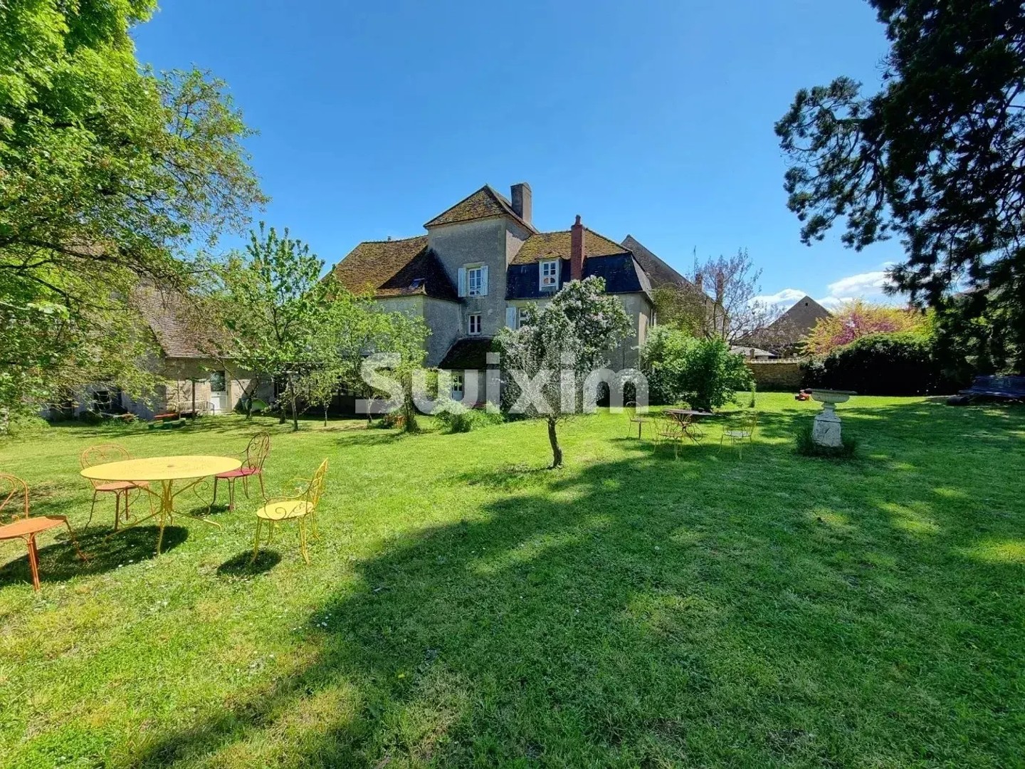 Propriété 11 pièces 315 m²