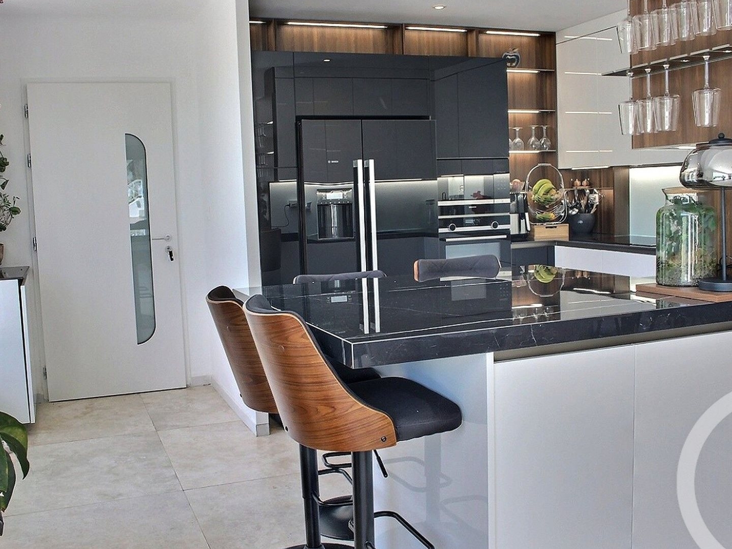 Maison à vendre - 9 pièces - 214m2 - Roquefort-Les-Pins (06330)