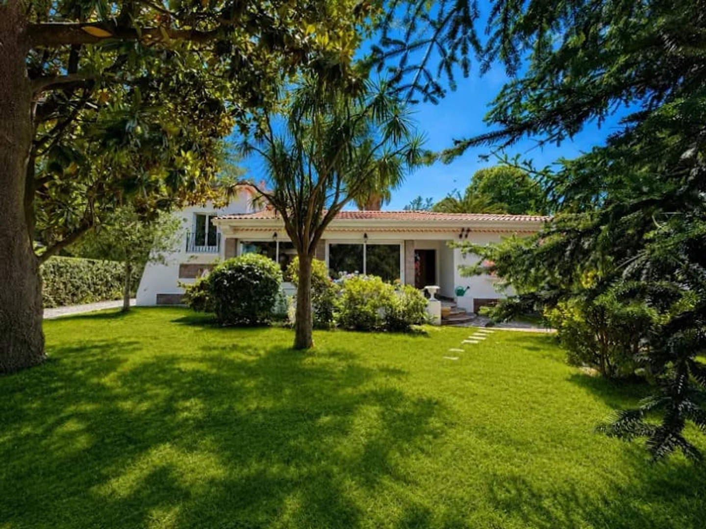 Maison à vendre - 6 pièces - 205m2 - Anglet (64600)