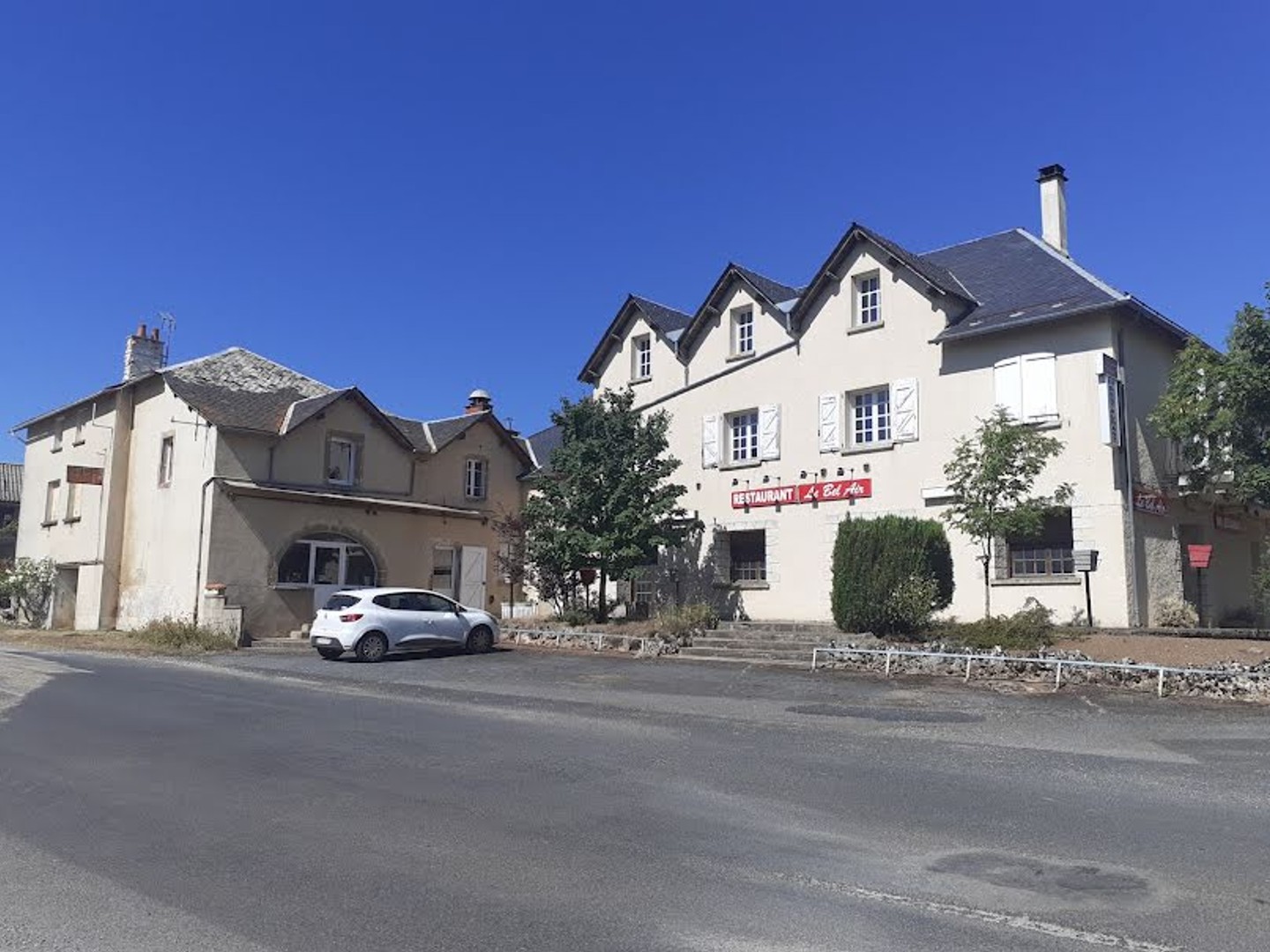 Local 5 pièces 550 m²