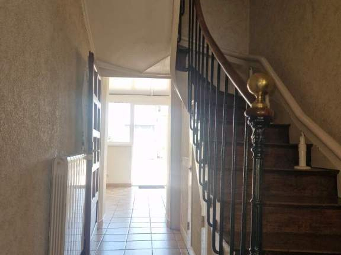 Maison à vendre - 7 pièces - 102m2 - Lucenay-Lès-Aix (58380)