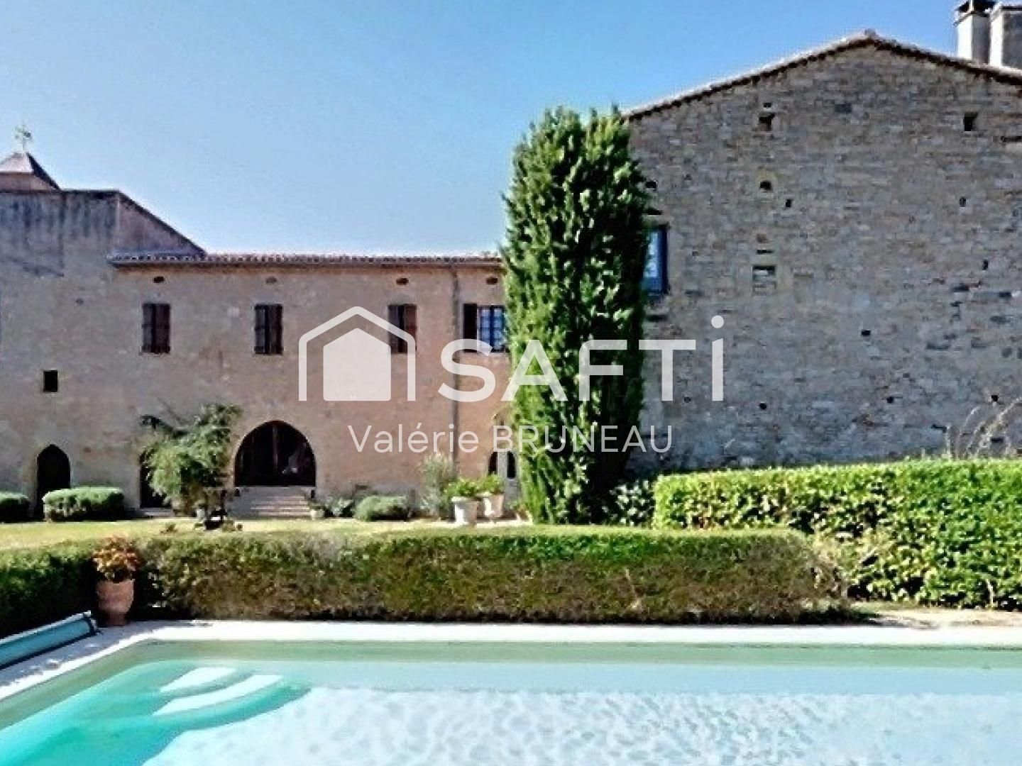 Maison 20 pièces 730 m²