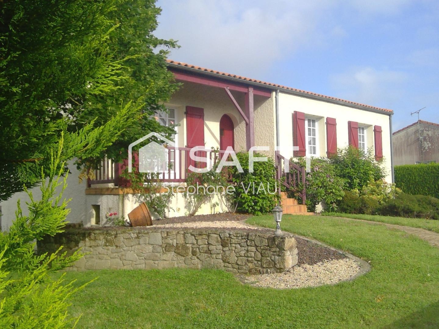 Belle maison quartier calme à St Aubin de Baubigné