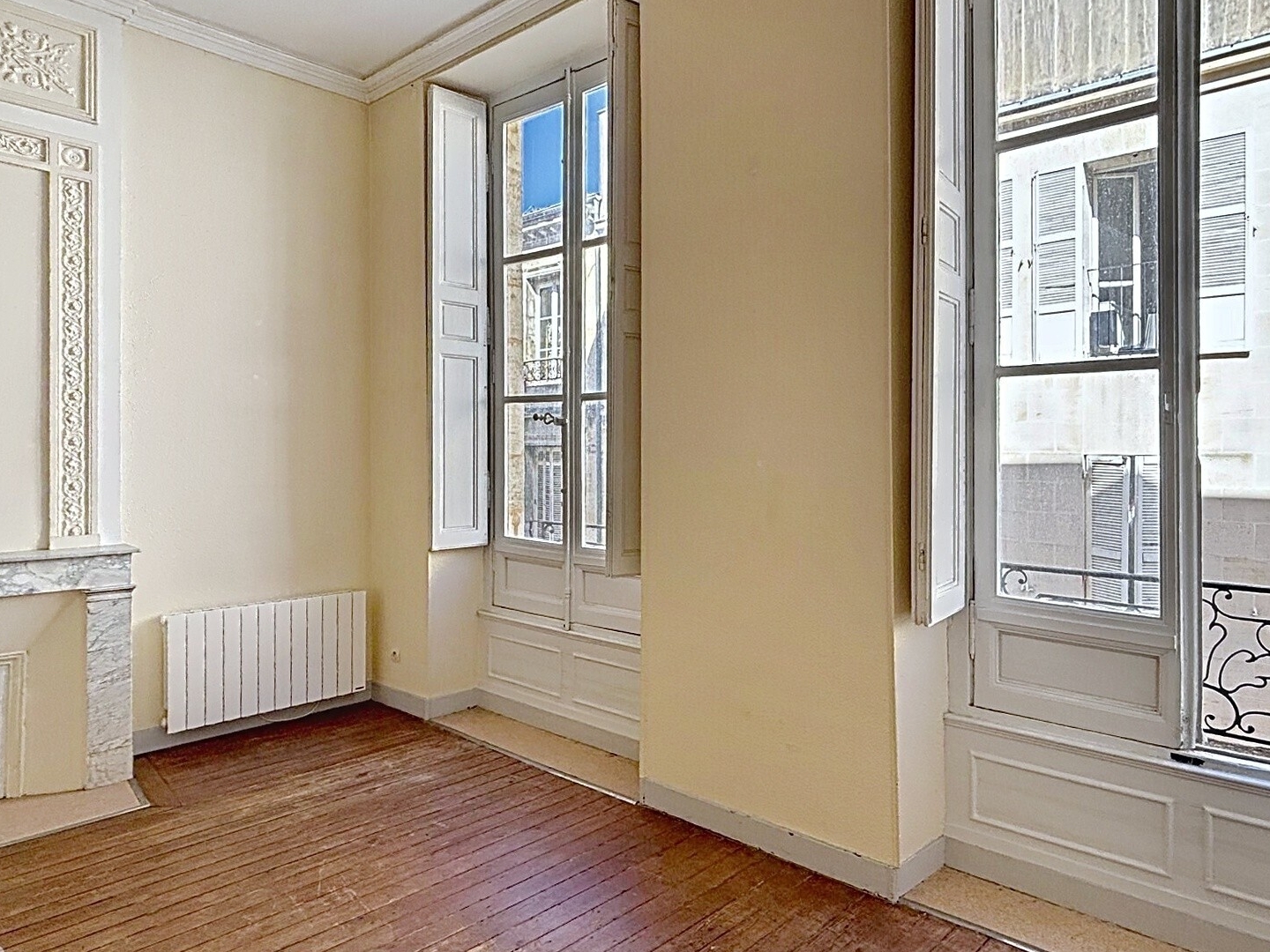 Appartement à vendre - 2 pièces - 52m2 - Bordeaux (33000)