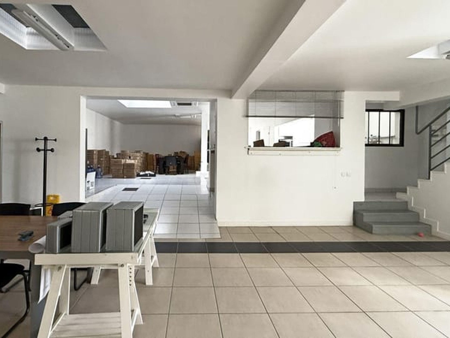 Bureaux 10 pièces 406 m²