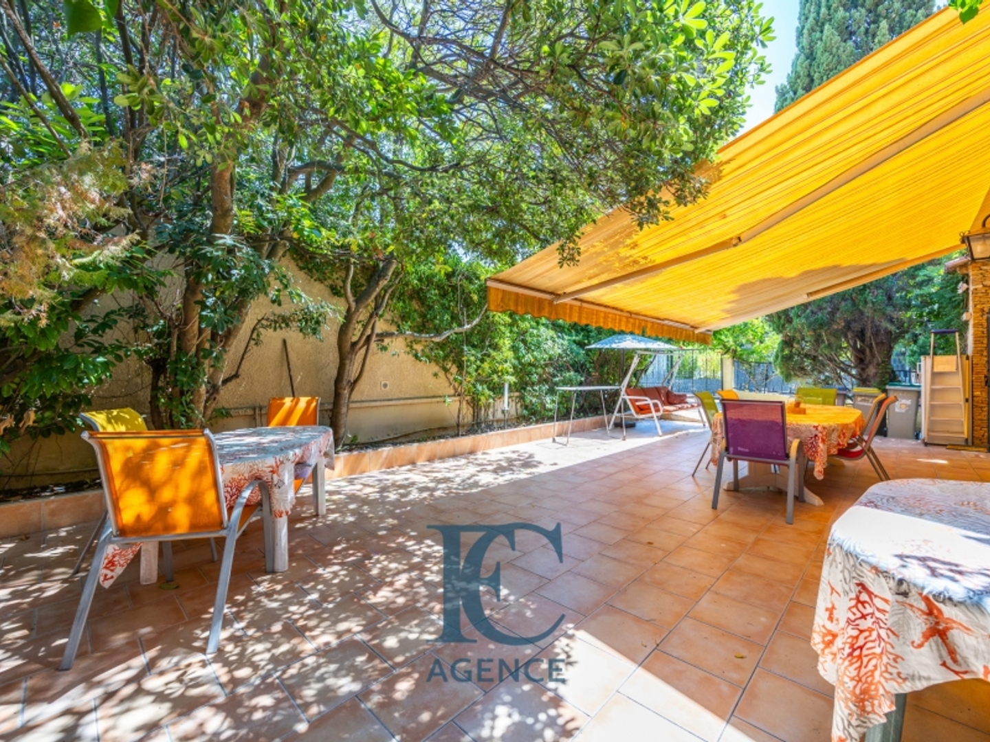 Maison à vendre - 4 pièces - 125m2 - Six-Fours-Les-Plages (83140)