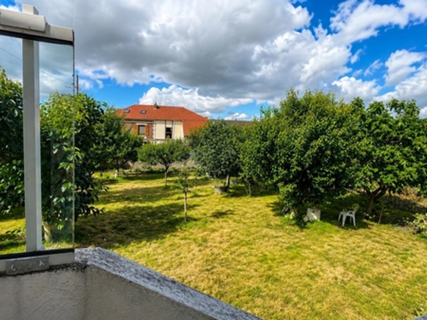Appartement à vendre - 4 pièces - 119m2 - Saint-Leu-D'esserent (60340)