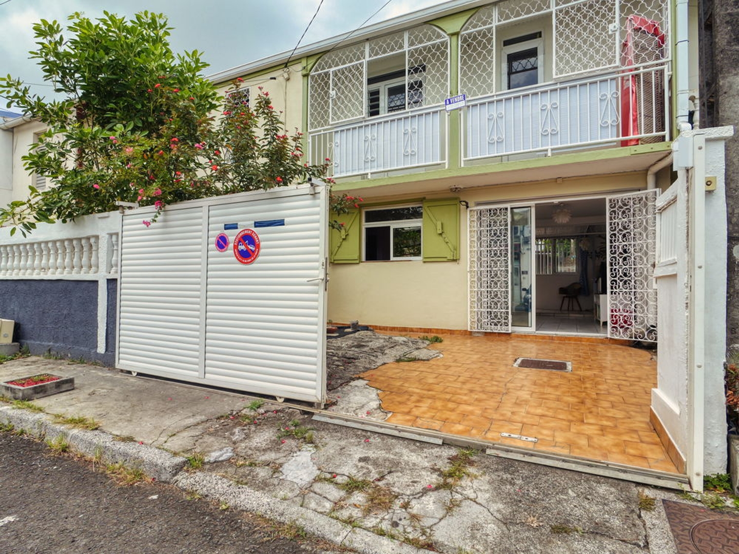 Maison à vendre - 3 pièces - 90m2 - Pointe-À-Pitre (97110)