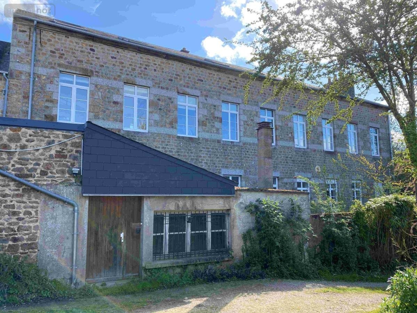 Immeuble 104 m²