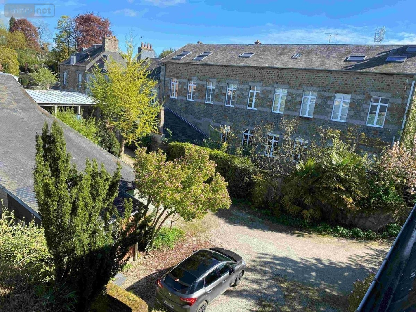 Immeuble à vendre - 104m2 - Saint-Georges-Des... (61100)