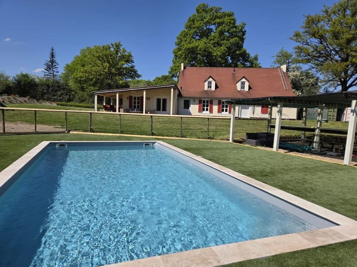 Maison à vendre - 10 pièces - 269m2 - Saint-Sulpice-Les... (87160)
