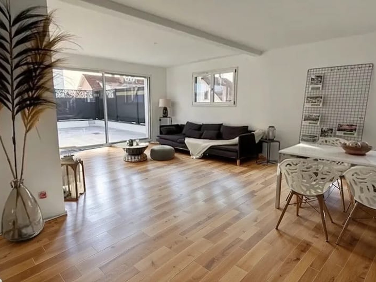 4 pièces avec grande terrasse ensoleillée de 32 m²