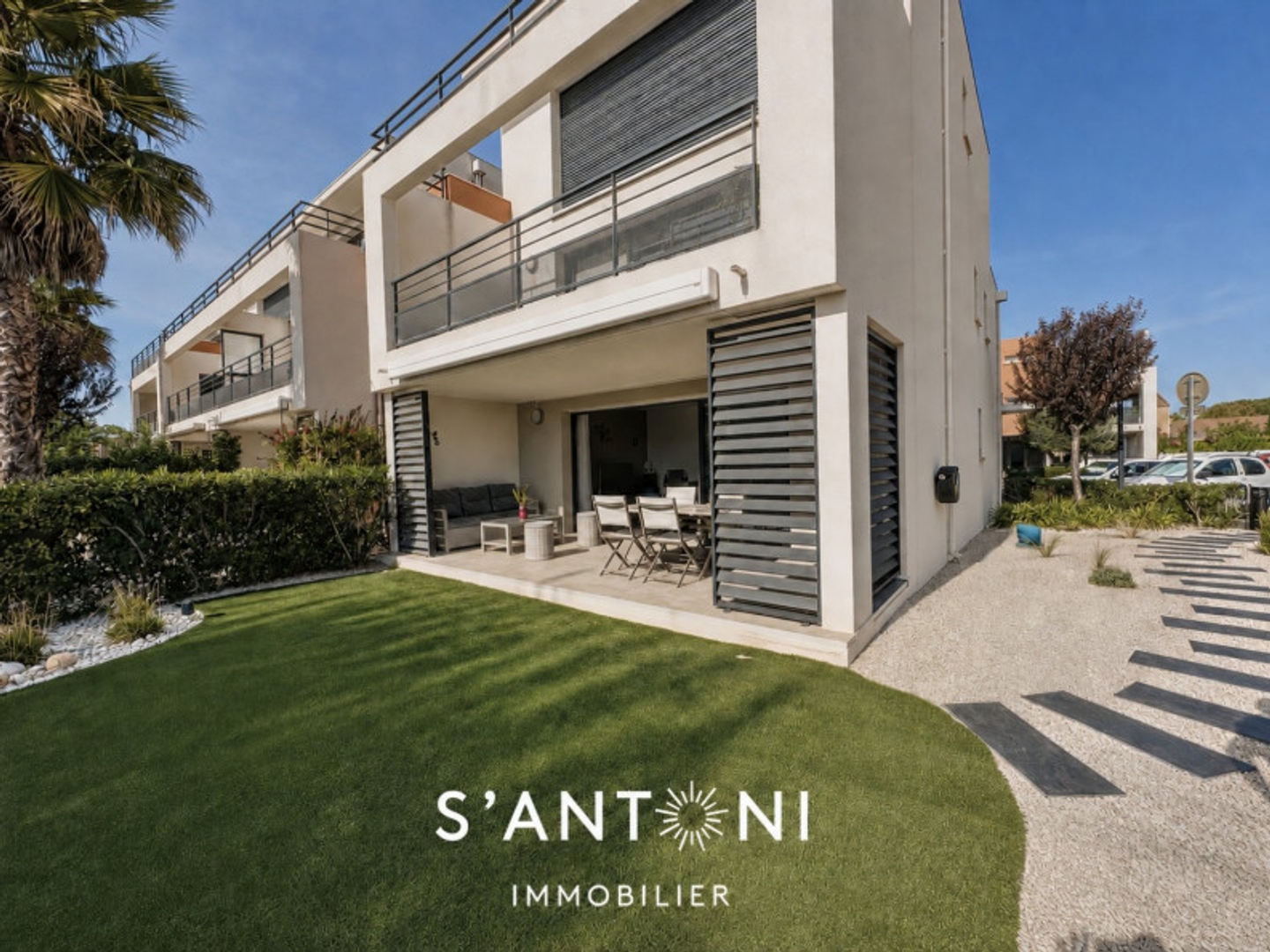 Appartement en rez-de-jardin 4 pièces 84 m²
