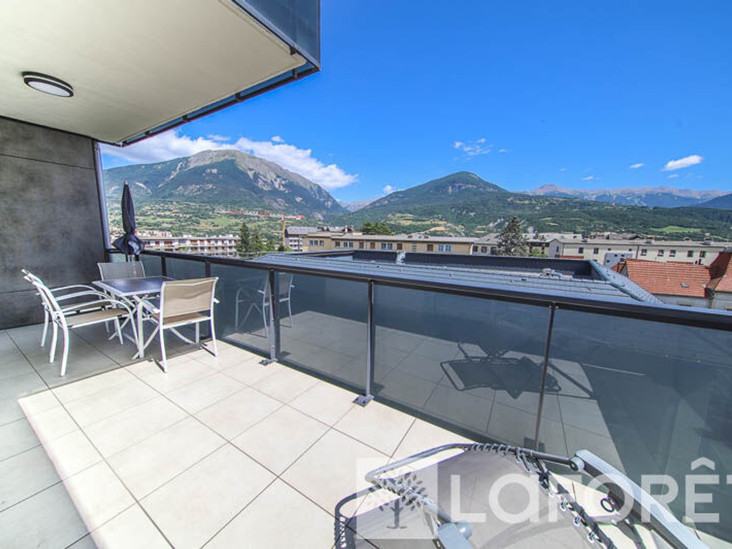 Appartement 3 pièces 77 m²