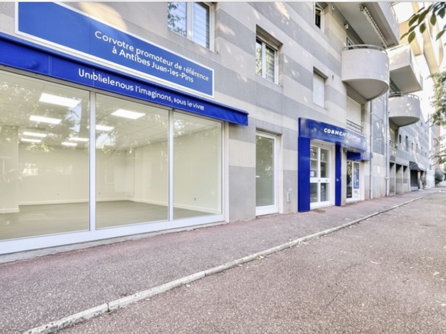 Commerce 1 pièce 54 m²