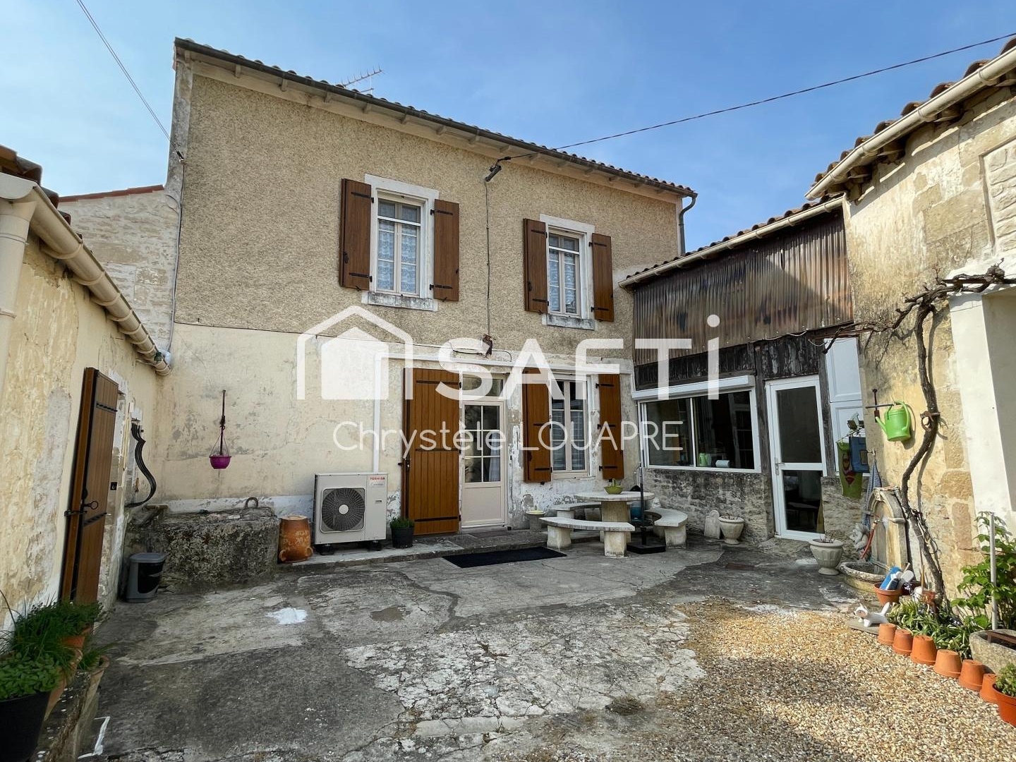Maison à vendre - 5 pièces - 130m2 - Aulnay (17470)