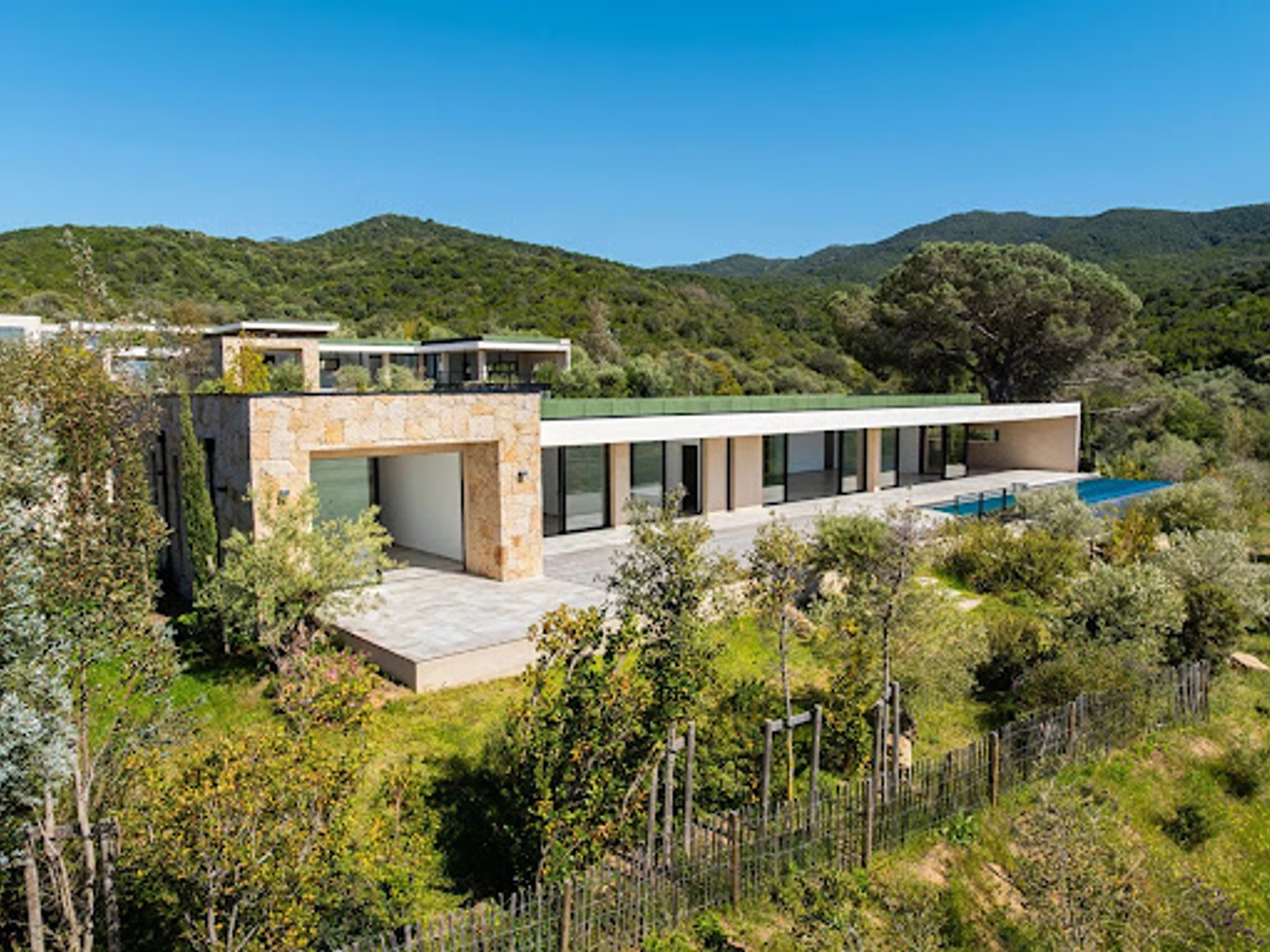 Maison à vendre - 4 pièces - 196m2 - Grosseto-Prugna (20166)