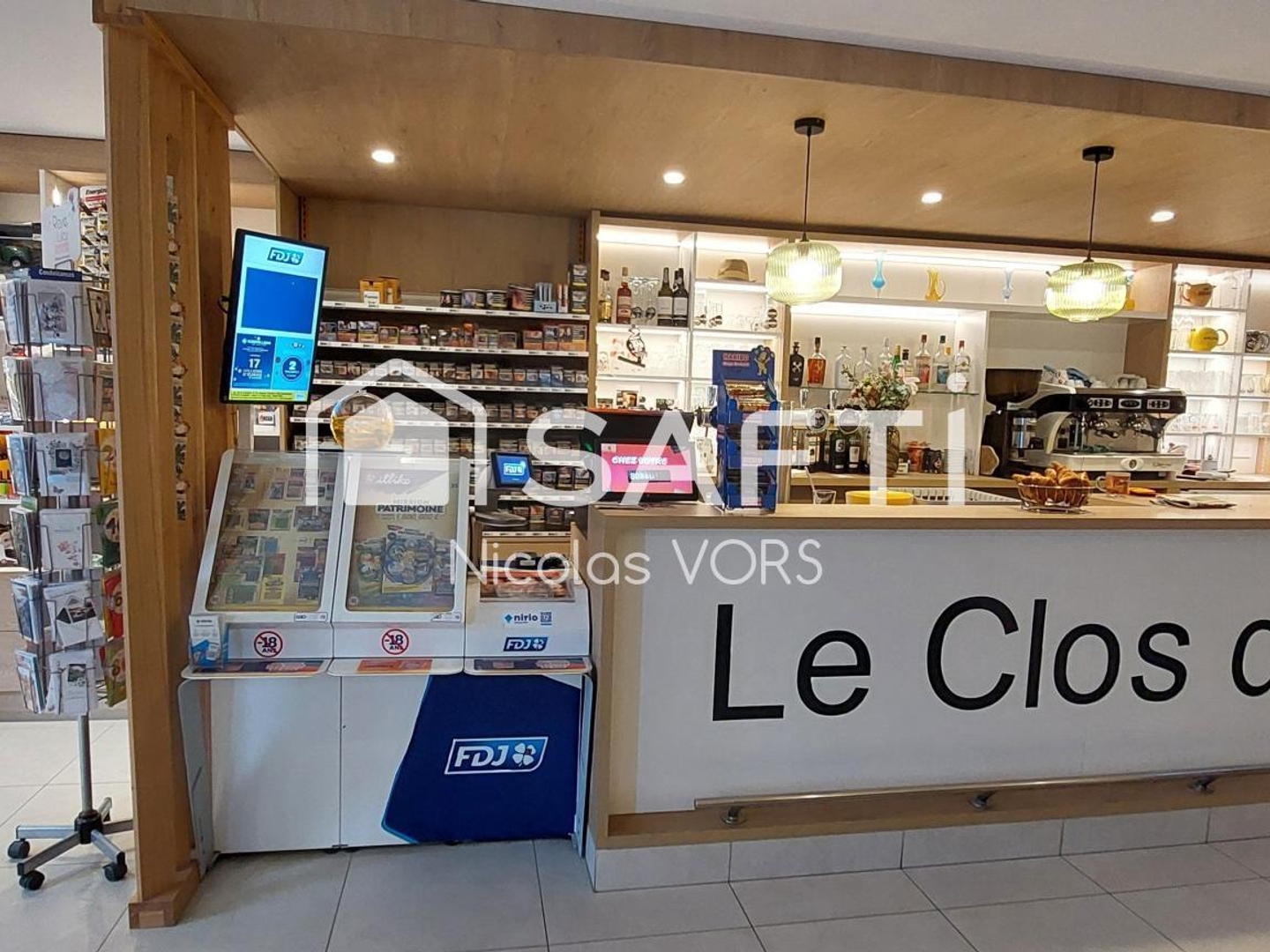 Magasin à vendre - 2 pièces - 223m2 - Rivière-Sur-Tarn (12640)