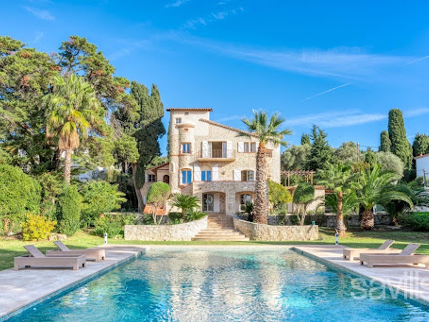 Villa 6 pièces 350 m²