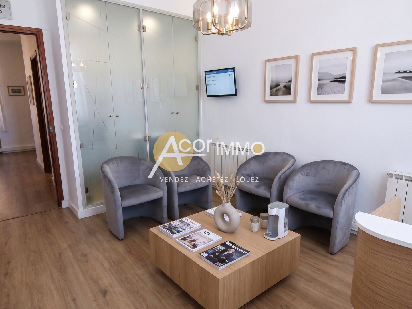 Toulon Centre 96m2 avec ascenseur | Emplacement Stratégique & Cachet Bourgeois, idéal Profession Libérale ou Usage Mixte