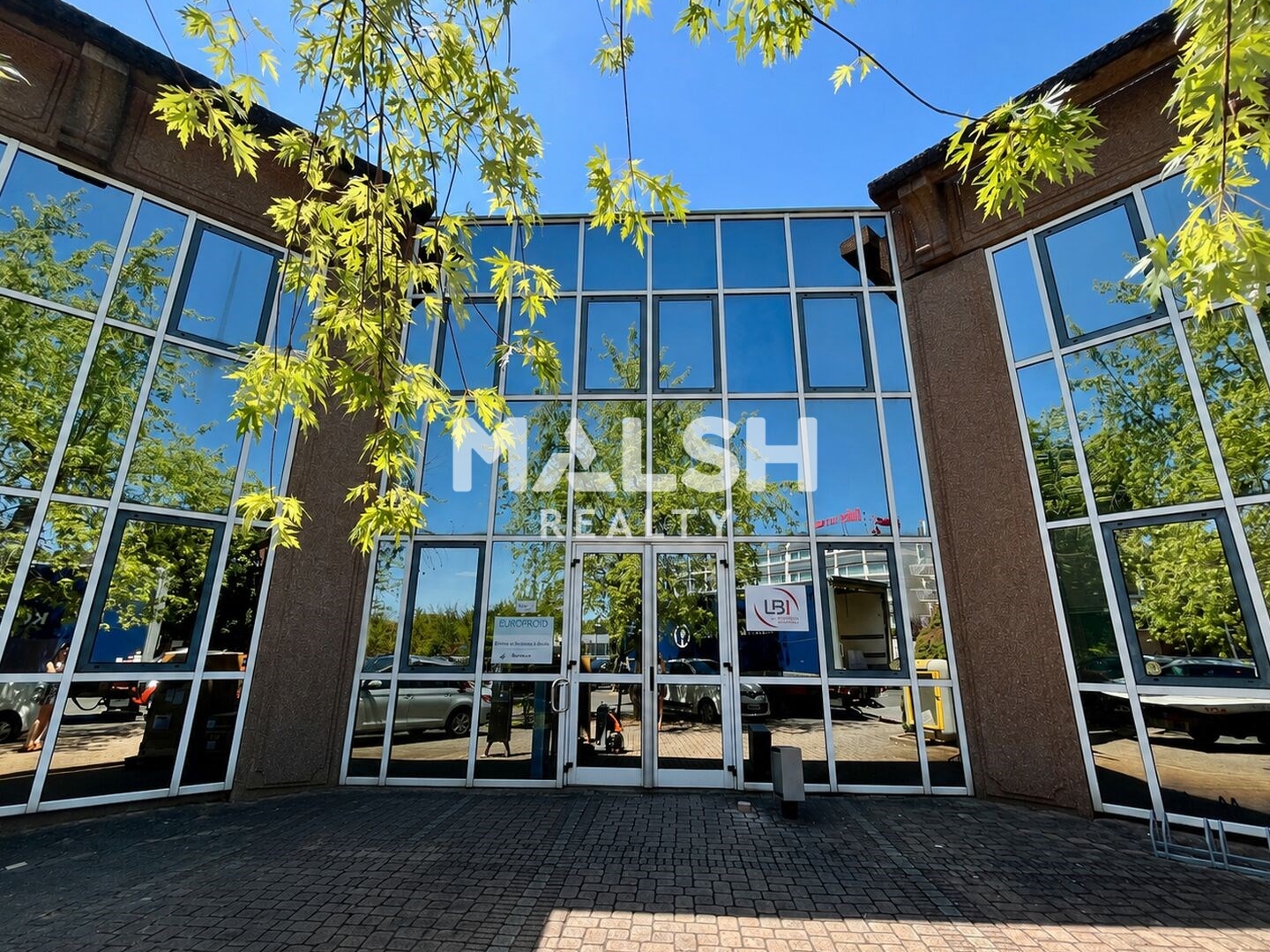 Local professionnel 55 m²