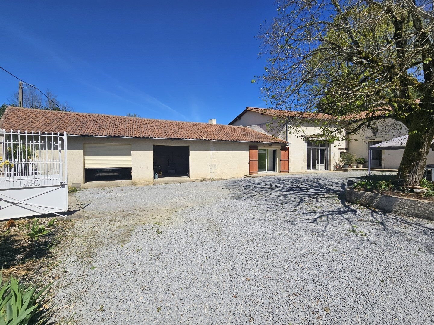 Immeuble à vendre - 8 pièces - 247m2 - Chalagnac (24380)