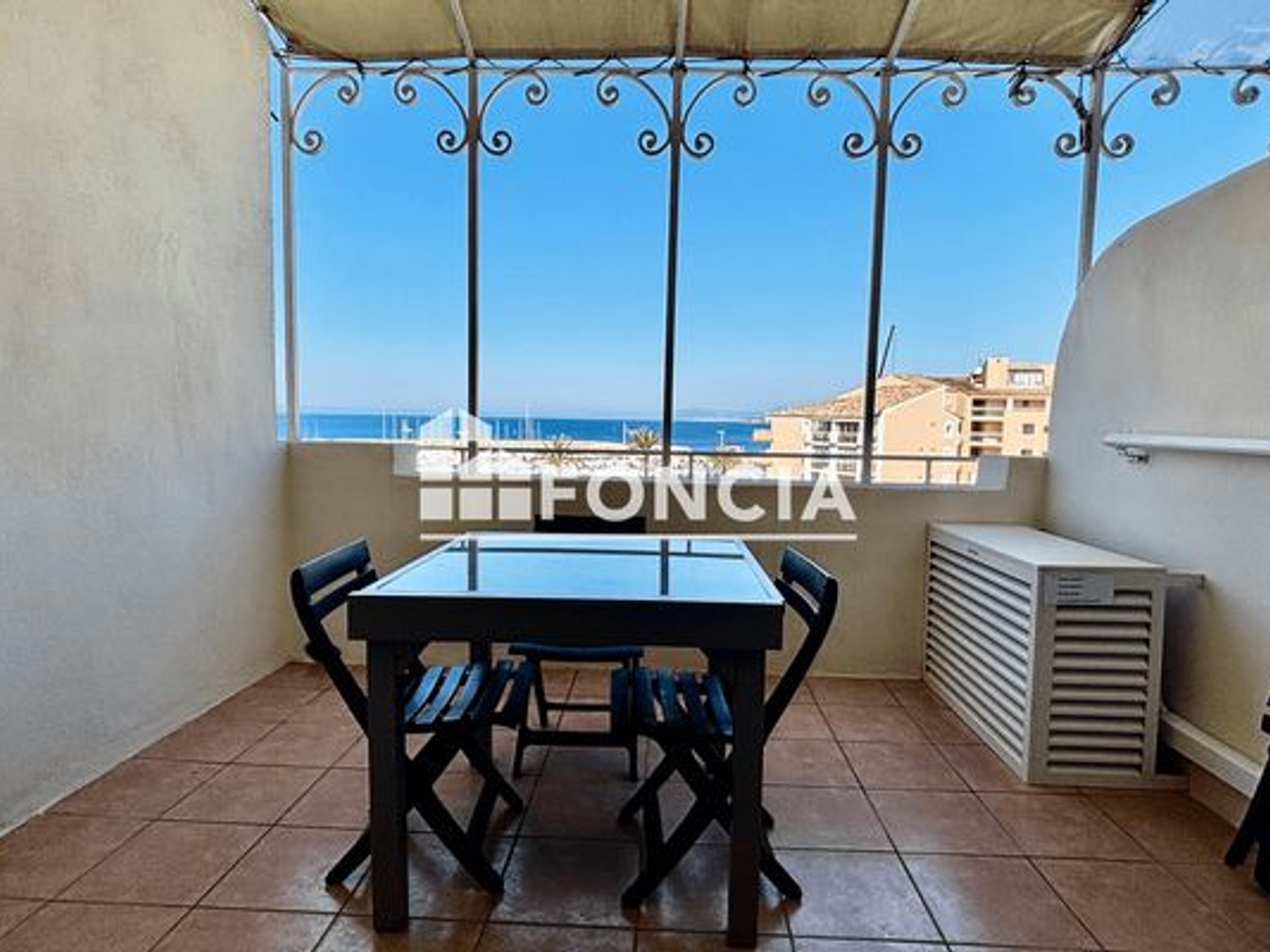 Appartement à vendre - 3 pièces - 48m2 - Six-Fours-Les-Plages (83140)